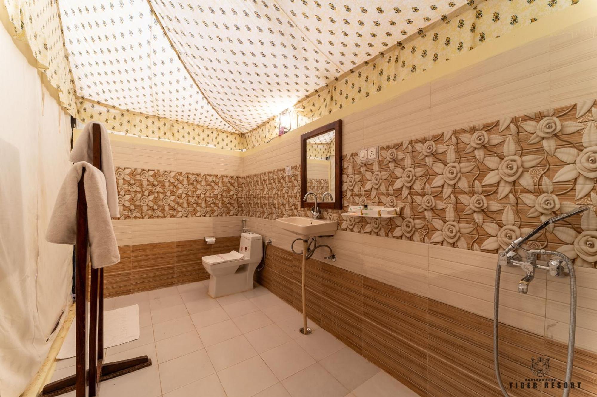 Ranthambore Tiger Resort Sawai Madhopur Habitación foto